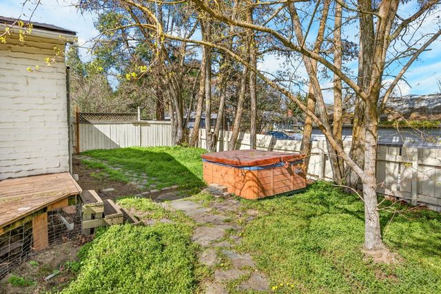 968 Garden Way, Ashland, OR 97520