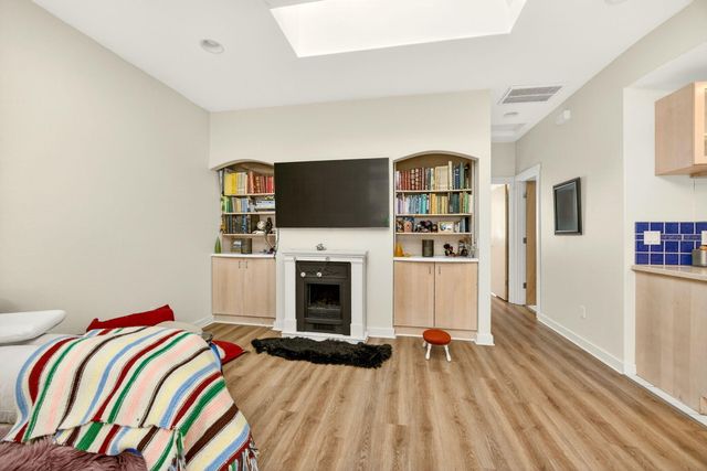 968 Garden Way, Ashland, OR 97520