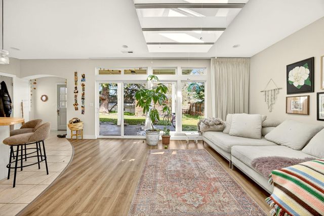 968 Garden Way, Ashland, OR 97520