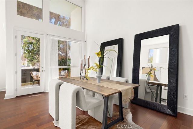 600 S Ridgeley Drive 113, Los Angeles, CA 90036