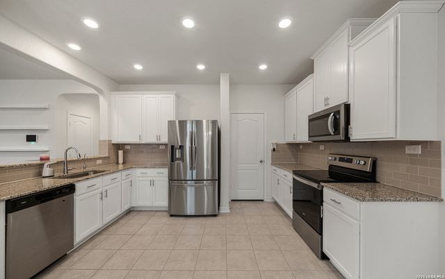 7932 Broussard, San Antonio, TX 78253