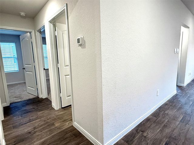 1305 Middleton GRV, Lockhart, TX 78644