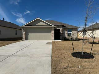 1305 Middleton GRV, Lockhart, TX 78644