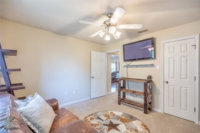 2102 OLD IRONSIDES Road, Abilene, TX 79601
