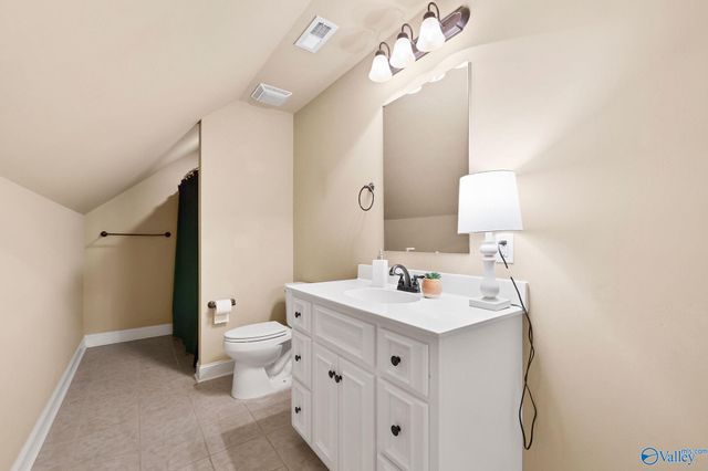 17173 Lochton Drive, Athens, AL 35613