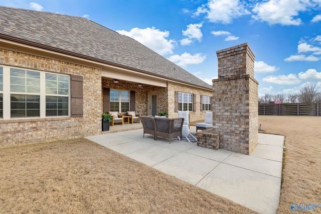 17173 Lochton Drive, Athens, AL 35613