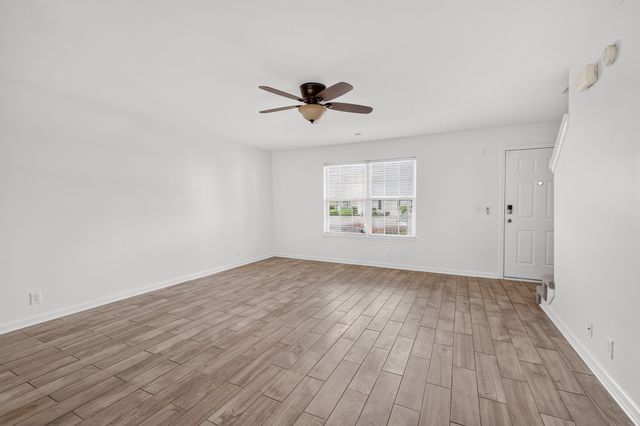 407 Arapaho Dr, Murfreesboro, TN 37128
