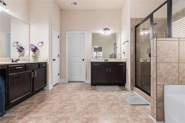 1829 Global Drive, Mcdonough, GA 30252