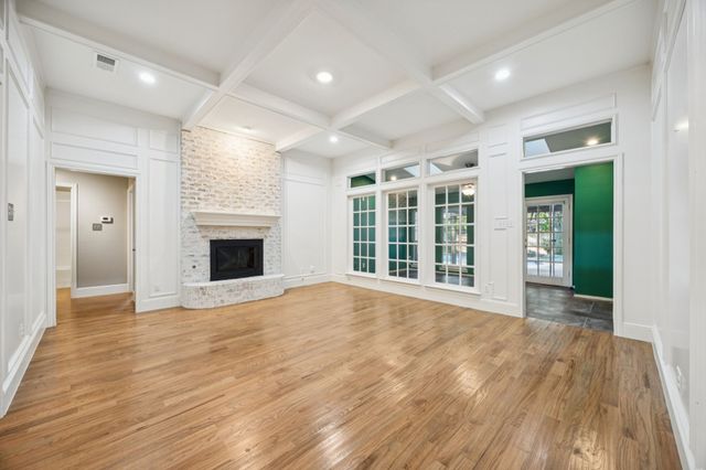 2954 Trail Lake Drive, Grapevine, TX 76051