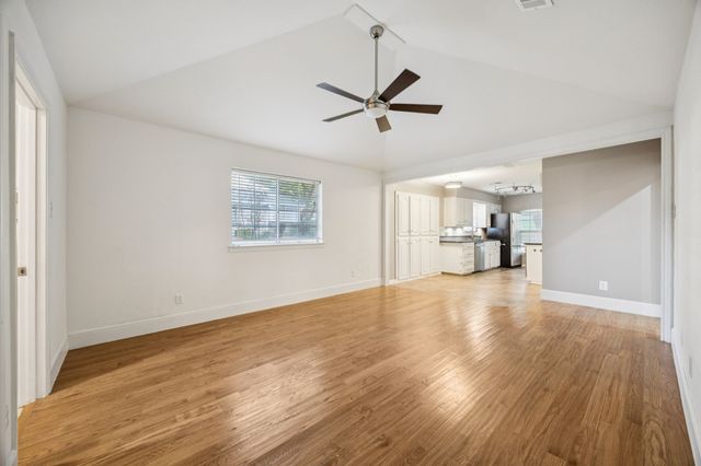 2954 Trail Lake Drive, Grapevine, TX 76051