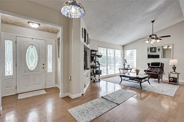 324 Deerfield Country Road, Randleman, NC 27317