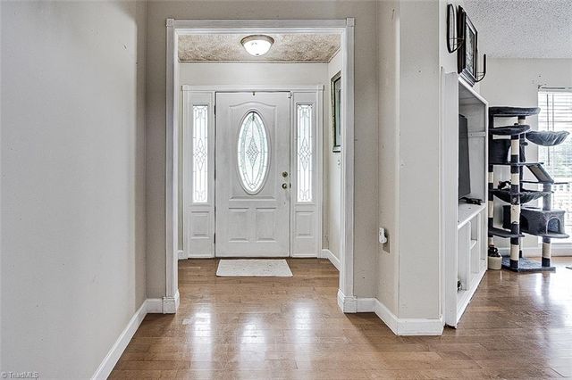 324 Deerfield Country Road, Randleman, NC 27317