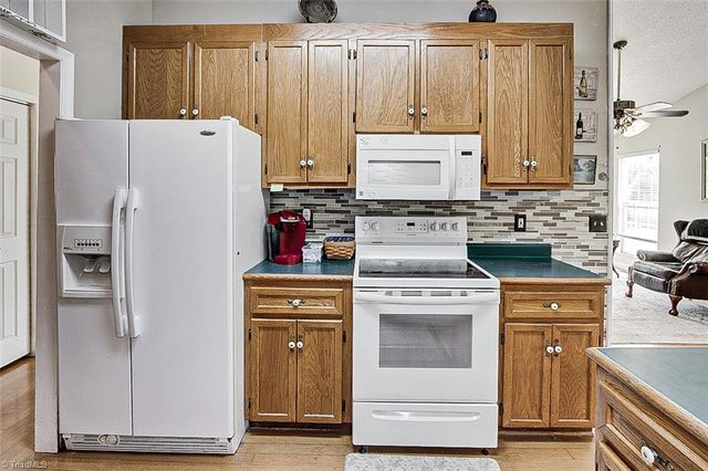 324 Deerfield Country Road, Randleman, NC 27317