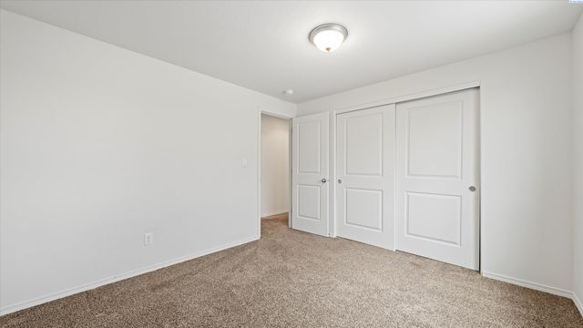 615 E 21st Ave, Kennewick, WA 99337