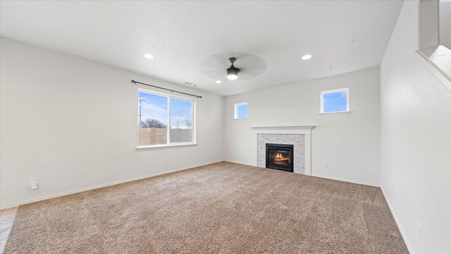 615 E 21st Ave, Kennewick, WA 99337