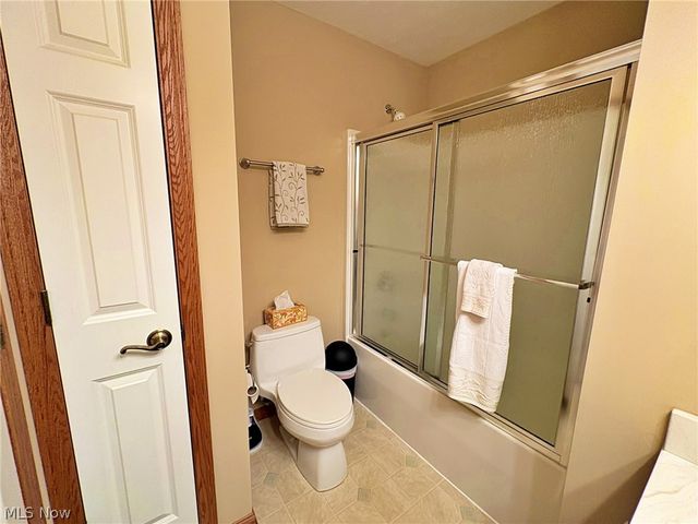 6340 Mallard Creek Run, Lorain, OH 44053