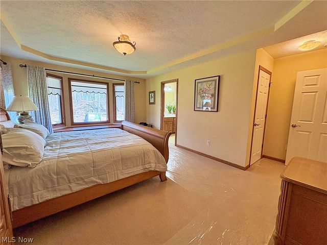 6340 Mallard Creek Run, Lorain, OH 44053