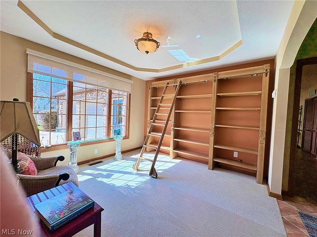 6340 Mallard Creek Run, Lorain, OH 44053