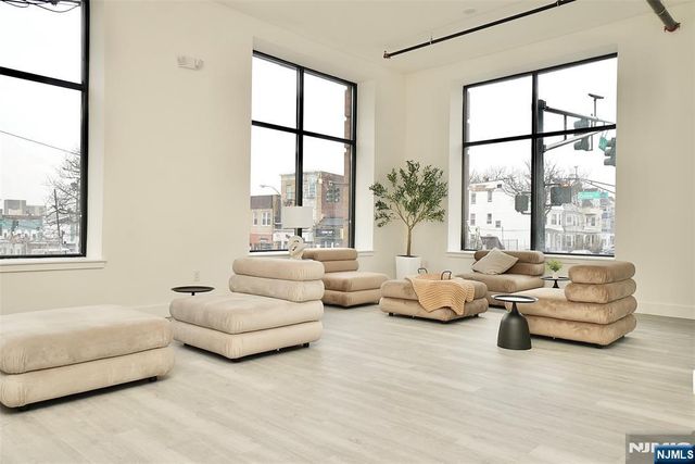 536-540 Central Avenue 503, Newark, NJ 07107