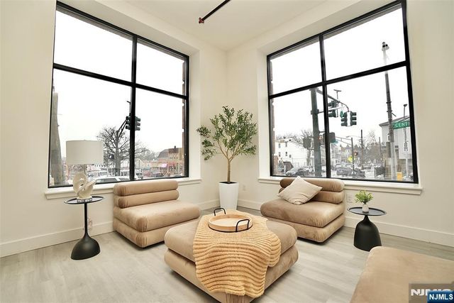 536-540 Central Avenue 503, Newark, NJ 07107