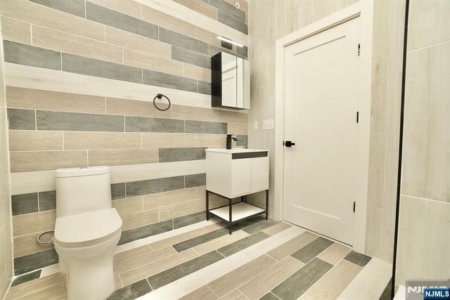 536-540 Central Avenue 503, Newark, NJ 07107