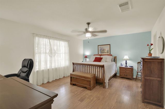 107 Taylor DR, Spicewood, TX 78669