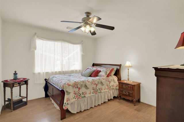 107 Taylor DR, Spicewood, TX 78669