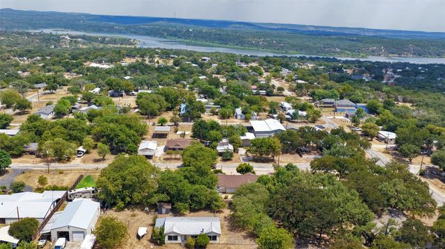 107 Taylor DR, Spicewood, TX 78669