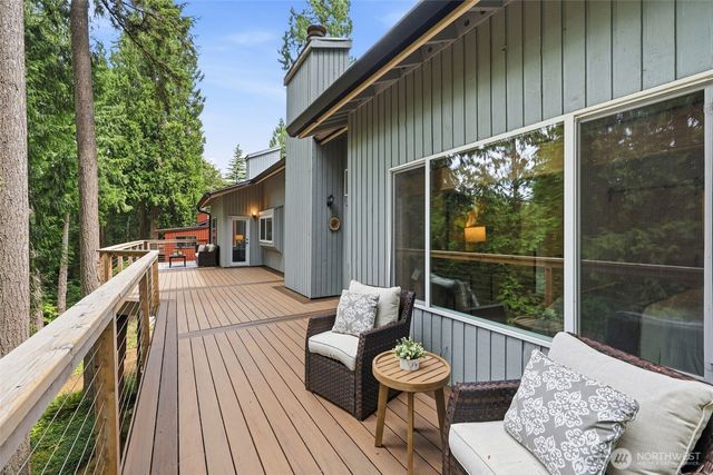 1827 218th Place NE, Sammamish, WA 98074