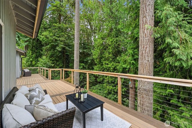 1827 218th Place NE, Sammamish, WA 98074