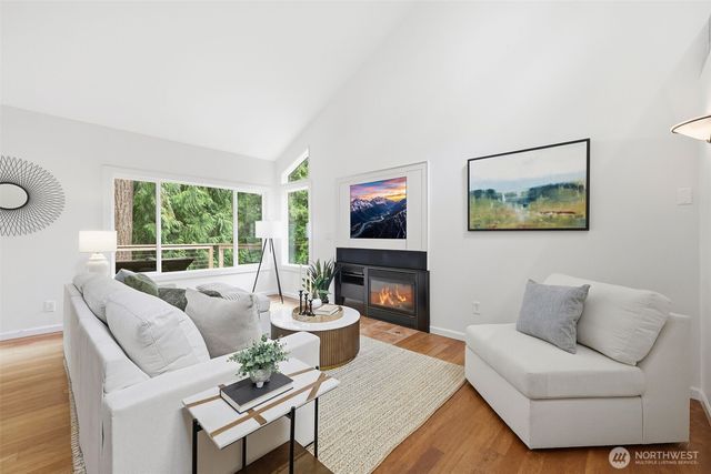 1827 218th Place NE, Sammamish, WA 98074