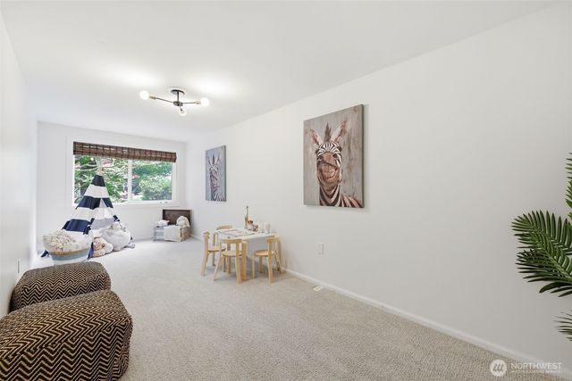 1827 218th Place NE, Sammamish, WA 98074