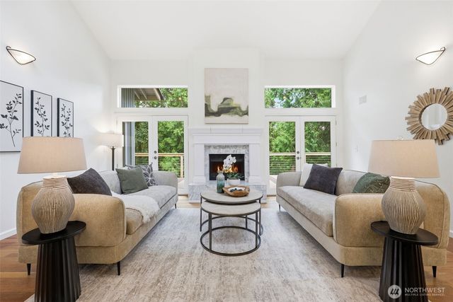 1827 218th Place NE, Sammamish, WA 98074