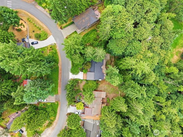 1827 218th Place NE, Sammamish, WA 98074