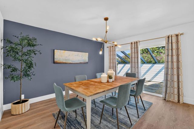 3961 American River Dr, Sacramento, CA 95864