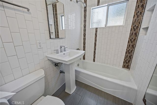 502 Westminster, Venice, CA 90291