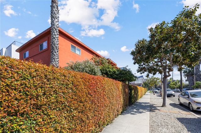 502 Westminster, Venice, CA 90291