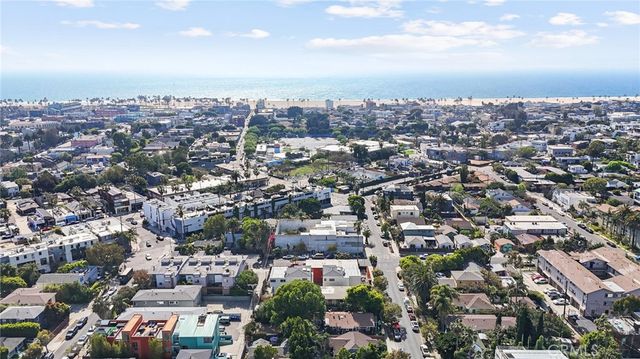 502 Westminster, Venice, CA 90291