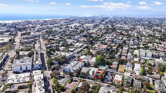 502 Westminster, Venice, CA 90291