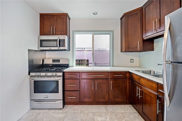 502 Westminster, Venice, CA 90291