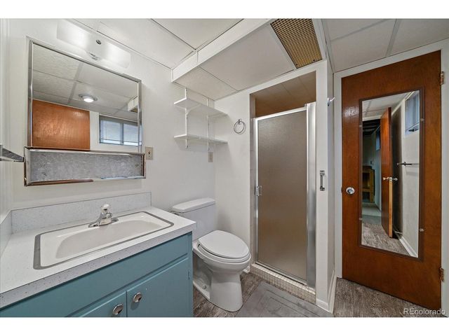 5005 W Lakeridge Rd, Denver, CO 80219