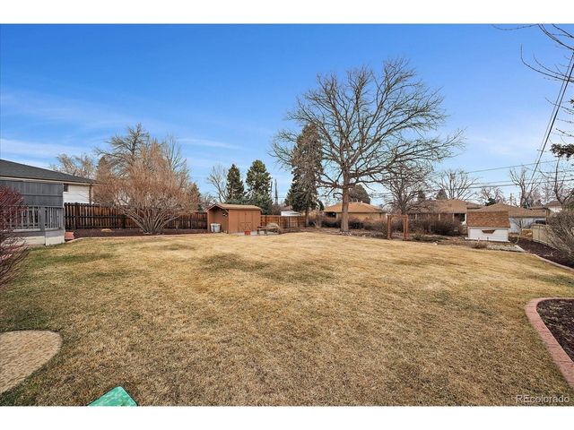 5005 W Lakeridge Rd, Denver, CO 80219