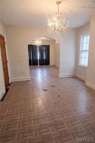 894 Prospect Avenue, Buffalo, NY 14213