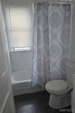 894 Prospect Avenue, Buffalo, NY 14213