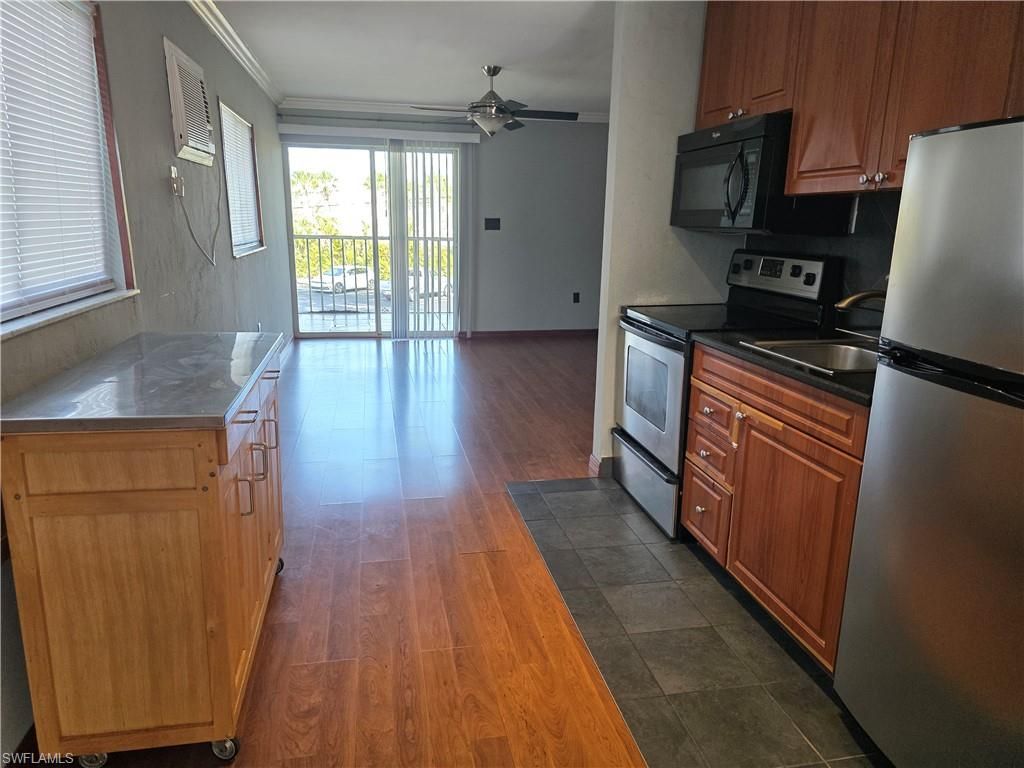 8162 Country RD 205, Fort Myers, FL 33919