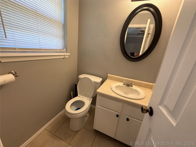 706 W Bushyhead, Nowata, OK 74048