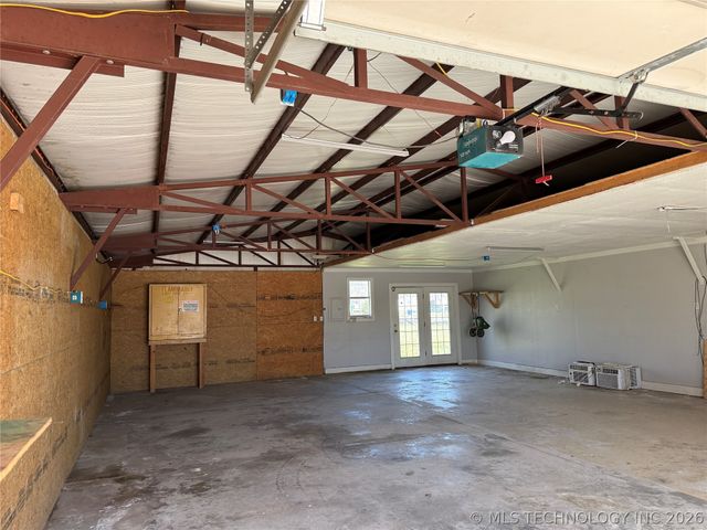 706 W Bushyhead, Nowata, OK 74048