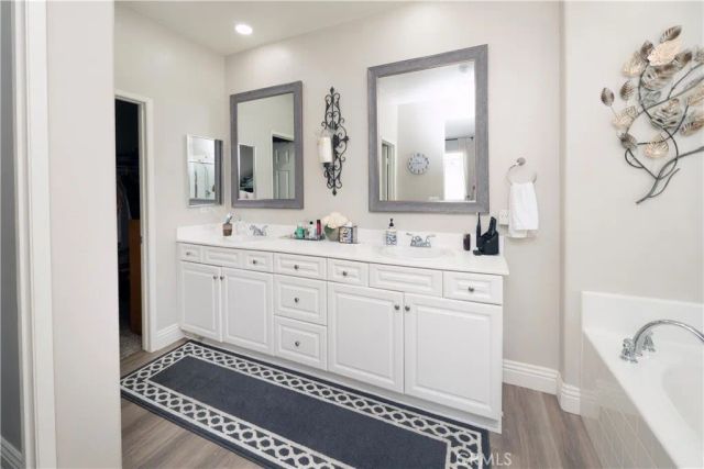 862 Corisante Court, Perris, CA 92571