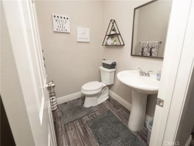 862 Corisante Court, Perris, CA 92571