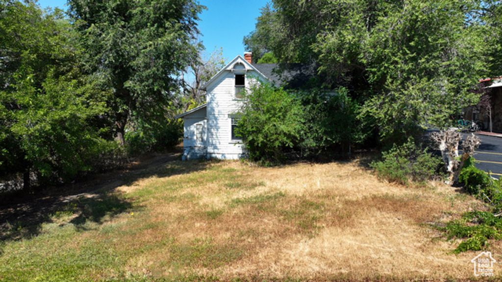 Image 3 of property listing at 631 E 600 N, Logan, UT 84321